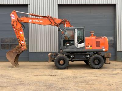 Hitachi ZX170W-3 in vendita da Big Machinery