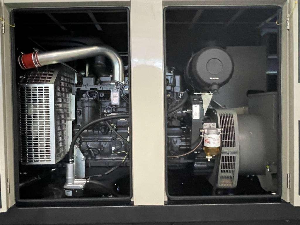 Iveco NEF67TM4 - 188 kVA Generator - DPX-19793 Foto 7