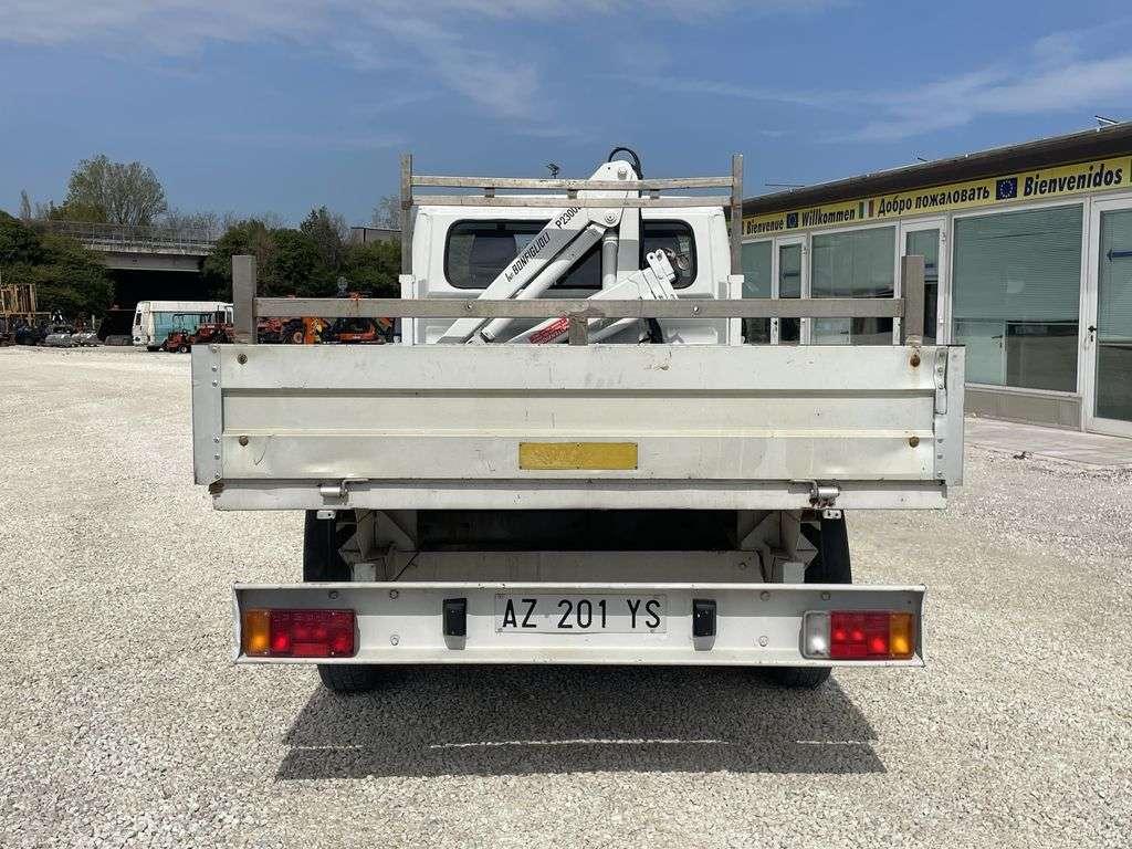 Iveco SANMARCO CON GRU Foto 5