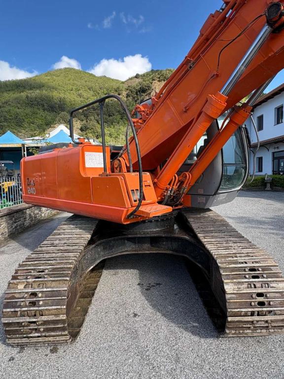 Hitachi ZX240 Foto 7