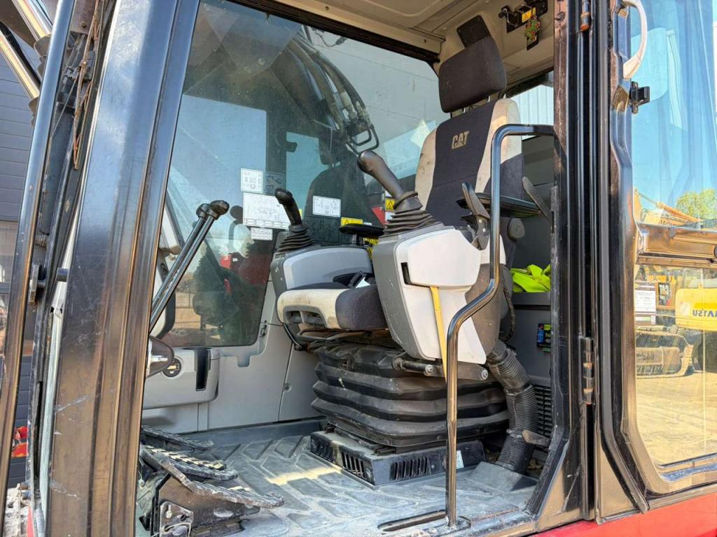Caterpillar 325 F LCR Foto 19