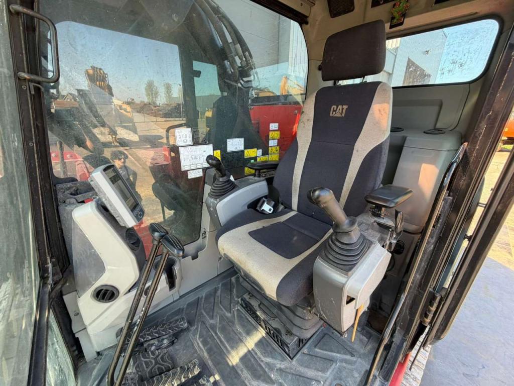 Caterpillar 325 F LCR Foto 20