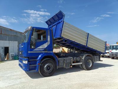 Iveco EuroTech 440E38 in vendita da Cingolani Macchine