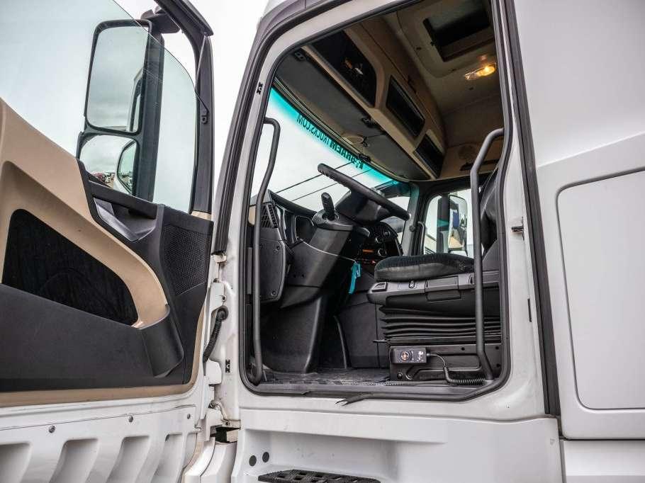 Mercedes-Benz ACTROS 1845 LS Foto 6