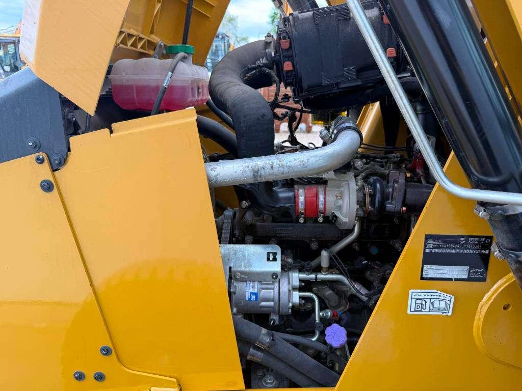 Caterpillar 424 - BRAND NEW / UNUSED / Airco Foto 24