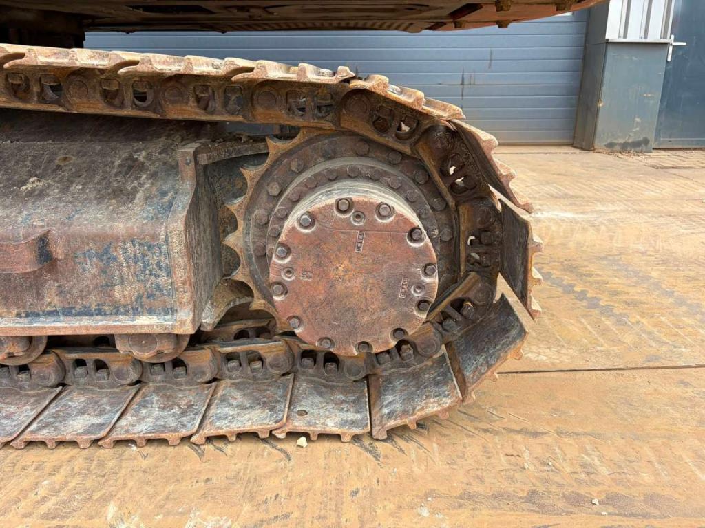 Hitachi ZX210LC-6 Foto 12