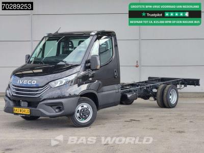 Iveco Daily 35C21 Automaat Chassis Cabine 410WB ACC LED Parkeersensoren Fahrgestell Chassis in vendita da BAS World B.V.