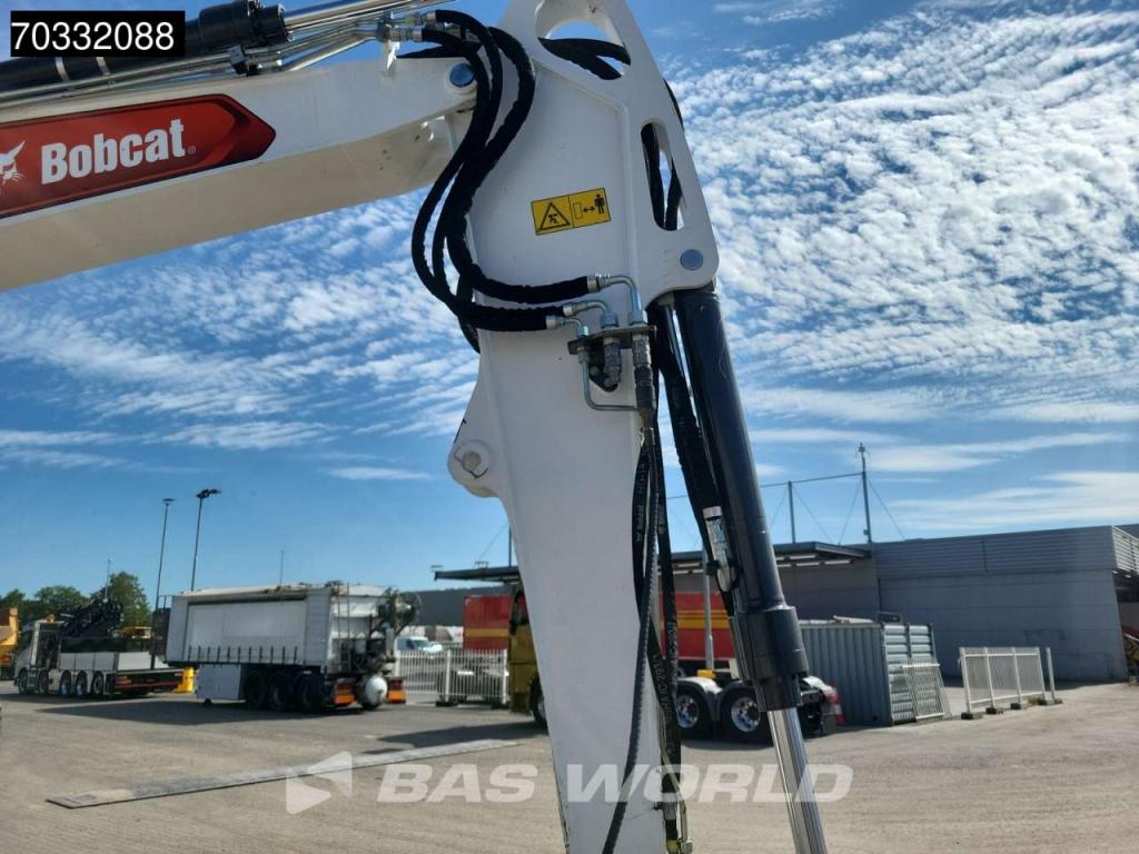 Bobcat E88 A/C - Like New! Foto 11