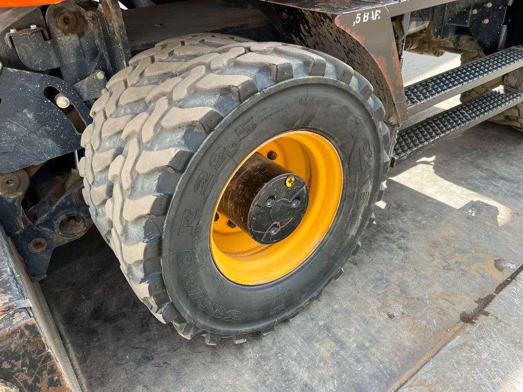 Hitachi ZX140W-6 - Blade / Triple Boom / Auto Greasing Foto 25