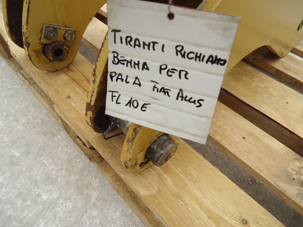 Biella e staffe richiamo benna per Fiat Allis FL10E Foto 5