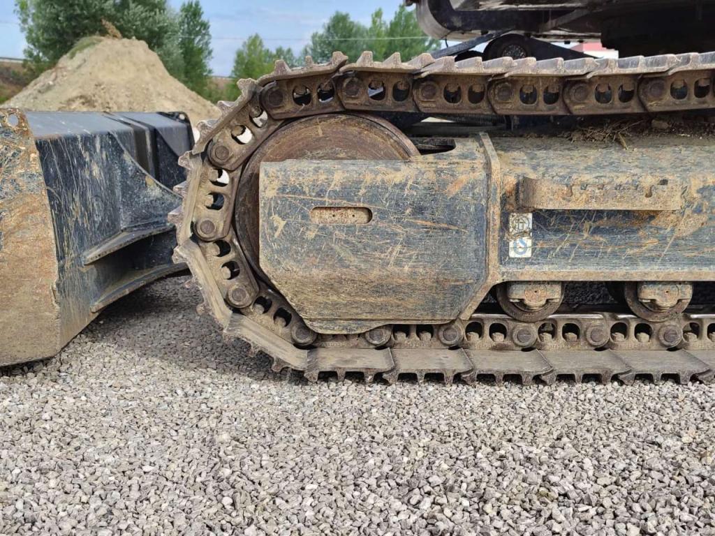 Hitachi ZX 135 US-6 T Foto 11