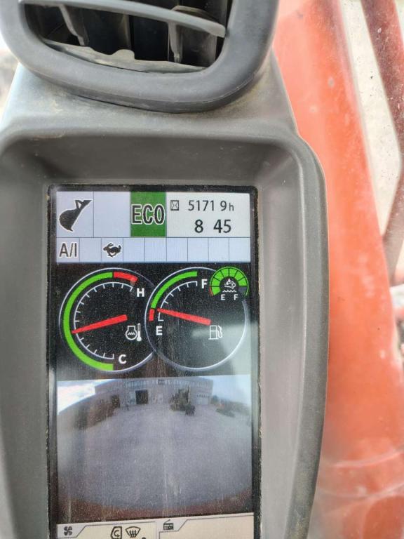 Hitachi ZX 135 US-6 T Foto 28