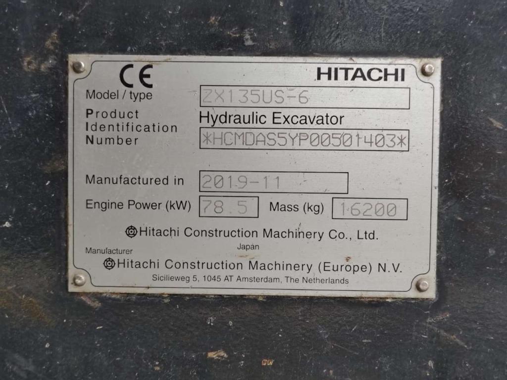 Hitachi ZX 135 US-6 T Foto 29