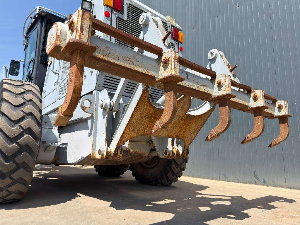 Caterpillar 120M - CE Foto 5