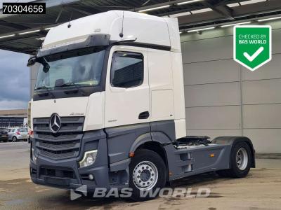 Mercedes Actros 1845 4X2 GigaSpace 2xTanks Retarder MirrorCam Navi Euro 6 in vendita da BAS World B.V.