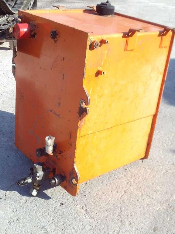 Serbatoio olio idraulico per Fiat Hitachi W170 Foto 3