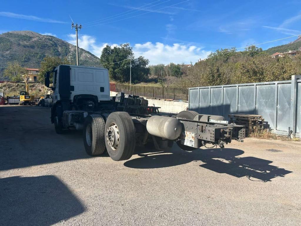 Iveco STRALIS HI-STREET 260S31 Foto 14