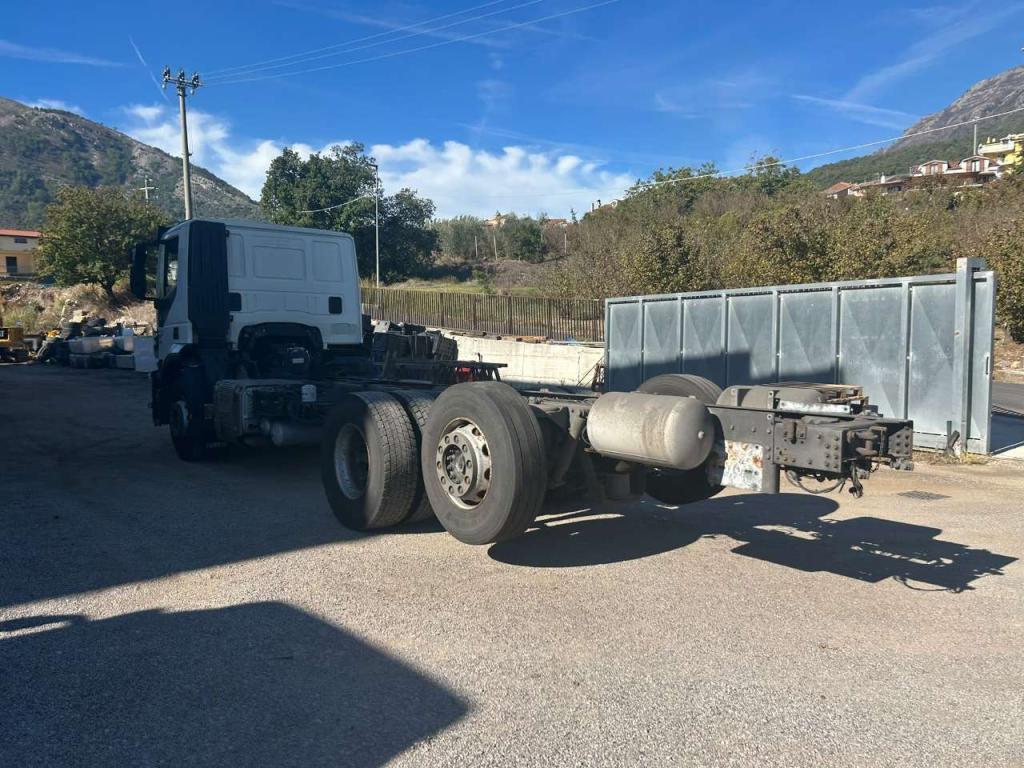 Iveco STRALIS HI-STREET 260S31 Foto 15