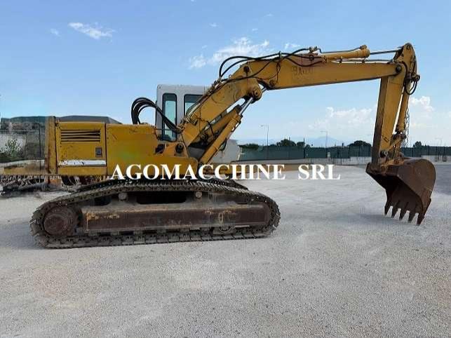 Liebherr R900 Foto 8