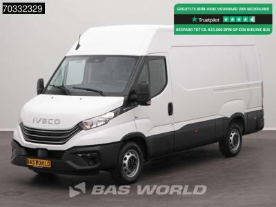 Iveco Daily 35S18 3.0L Automaat L2H2 180PK 3,5t Trekgewicht ACC Airco Camera Parkeersensoren CarPlay Euro in vendita da BAS World B.V.