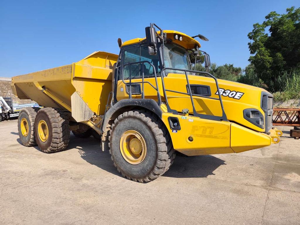Bell B30E Foto 2