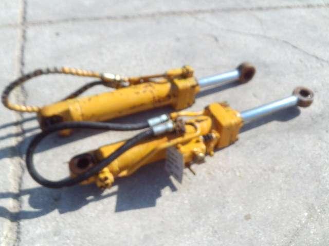 Pistone richiamo benna per Caterpillar 920 Foto 3