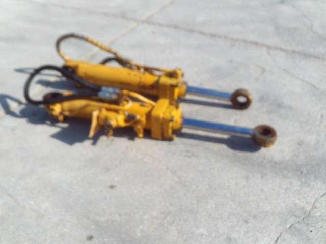 Pistone richiamo benna per Caterpillar 920 Foto 4