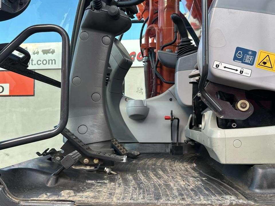 Hitachi ZX190W-6 Foto 15