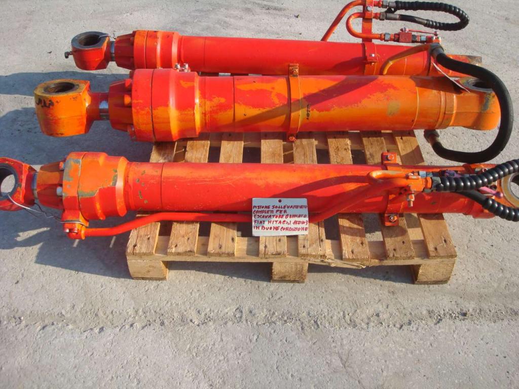 Pistone sollevamento per Fiat Hitachi 150W3 Foto 1