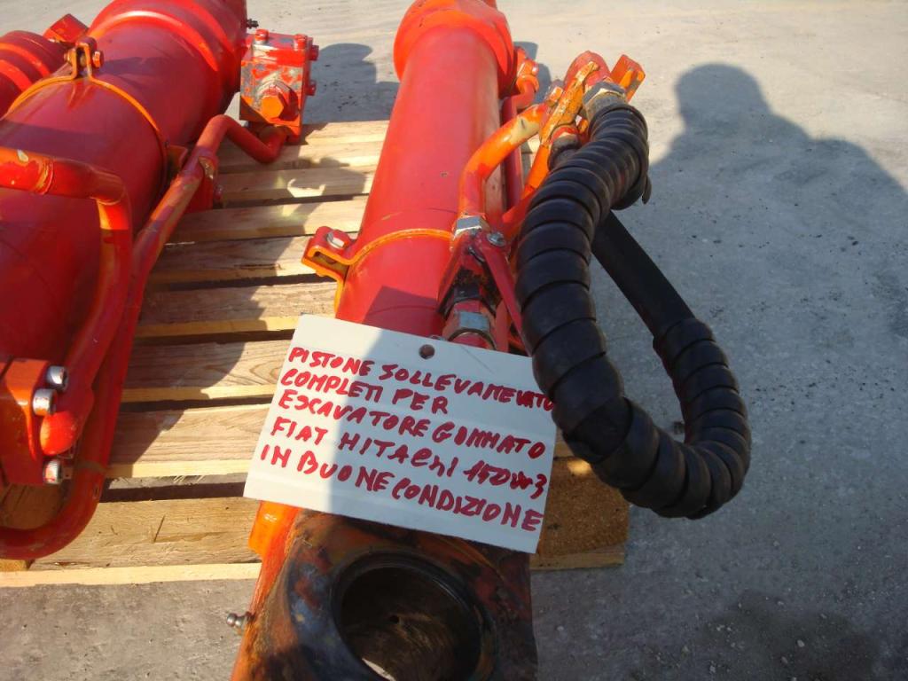 Pistone sollevamento per Fiat Hitachi 150W3 Foto 4