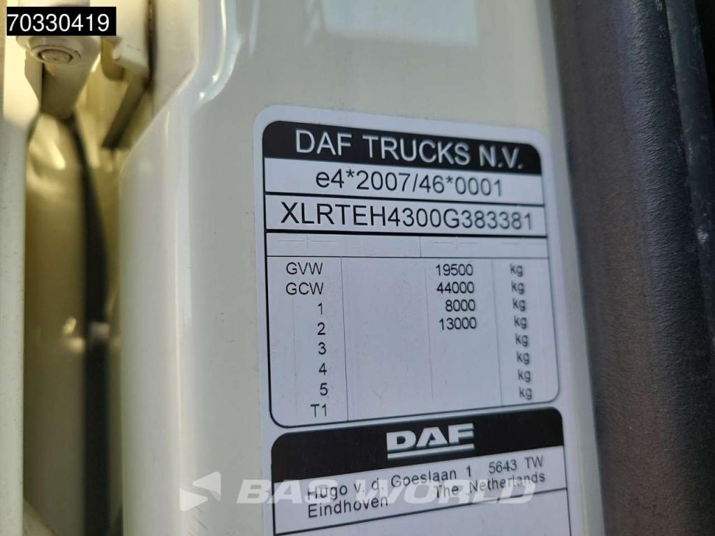 Daf XF 480 4X2 SC 2xTanks Standklima ACC Foto 30