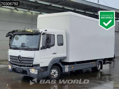 Mercedes Atego 821 4X2 8tonner Automatic crewcab 6 seats 1000kg Ladebordwand Euro 6 in vendita da BAS World B.V.
