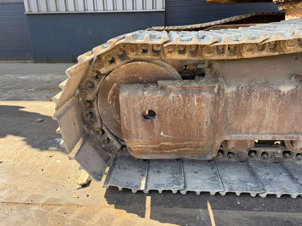 Komatsu PC228USLC-8 Foto 10