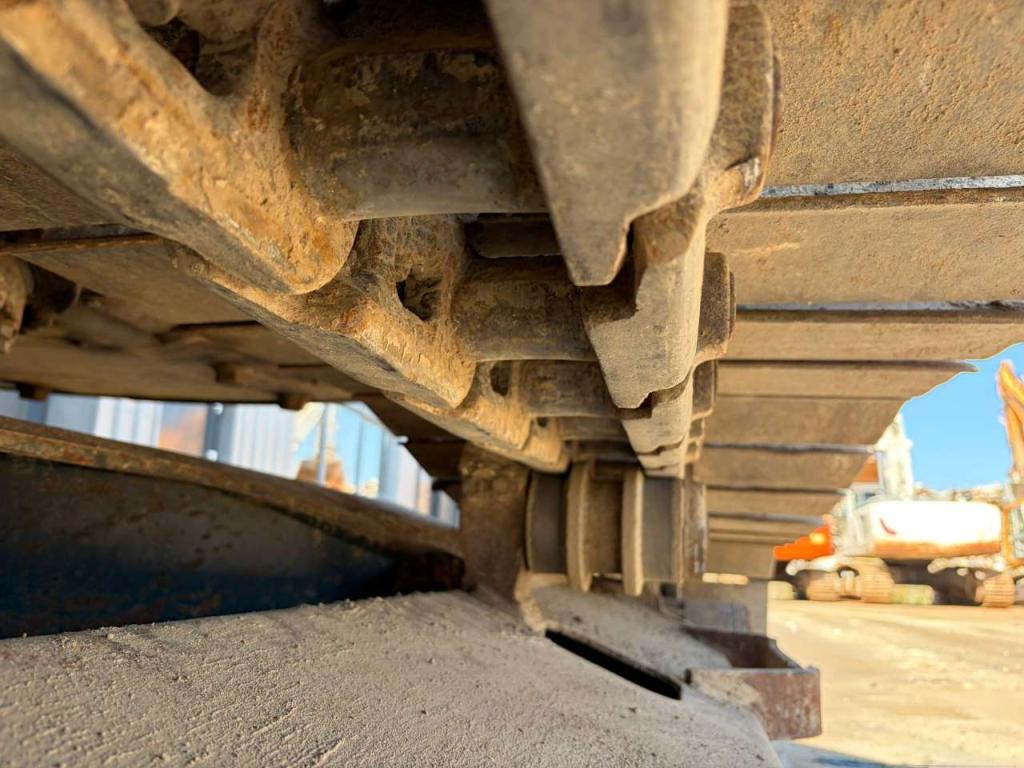 Komatsu PC228USLC-8 Foto 13