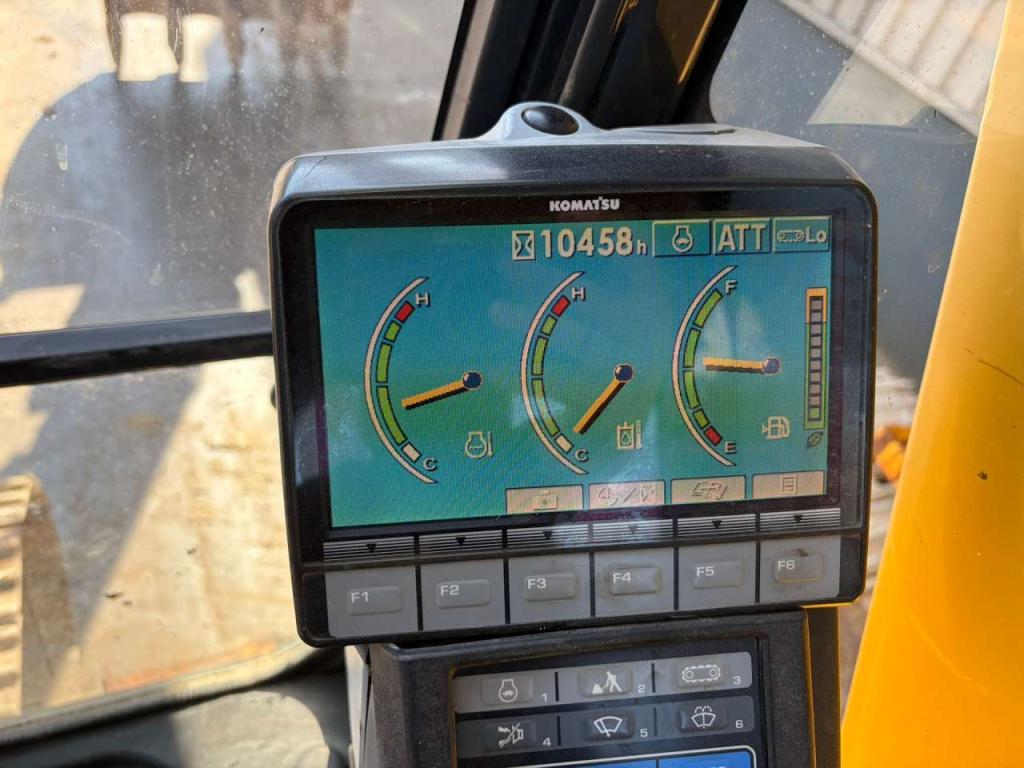Komatsu PC228USLC-8 Foto 21