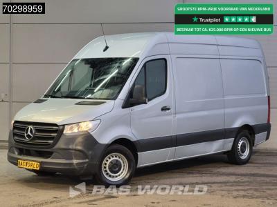 Mercedes Sprinter 315 CDI Automaat L2H2 150PK Airco Camera Parkeersensoren MBUX CarPlay Euro6 L2 12m3 Airco in vendita da BAS World B.V.