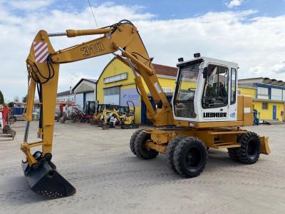 Liebherr A 310 B