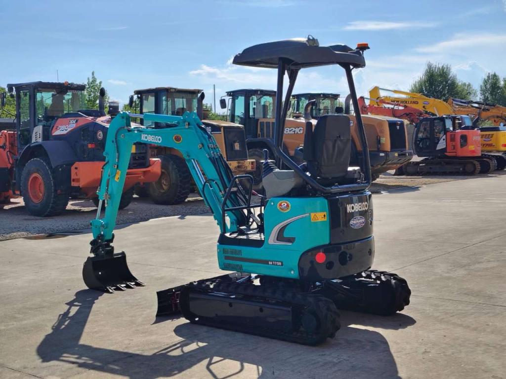 Kobelco SK 17SR-3E Foto 3
