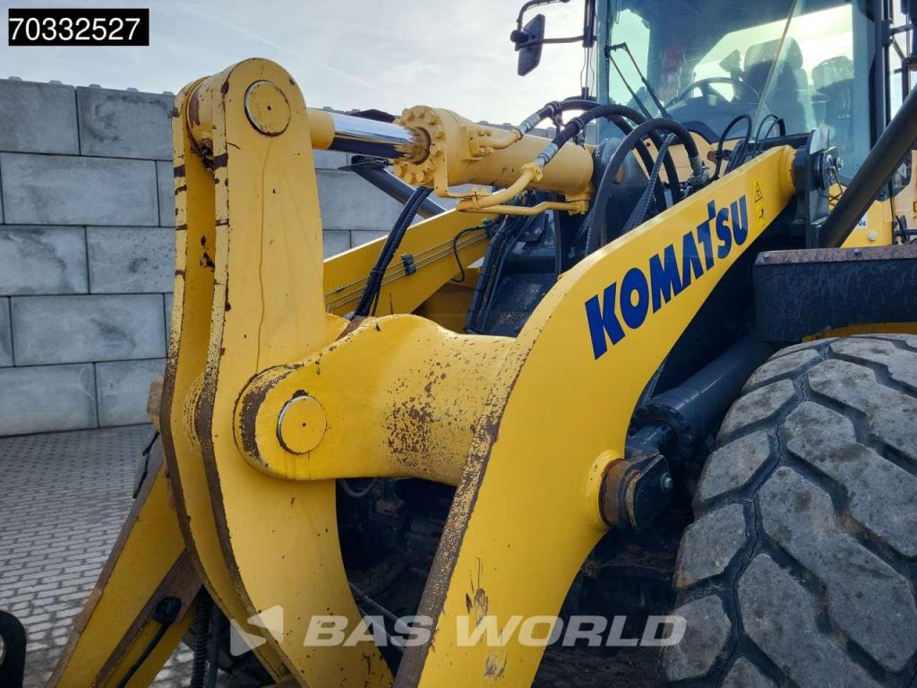 Komatsu WA380-7 Foto 10