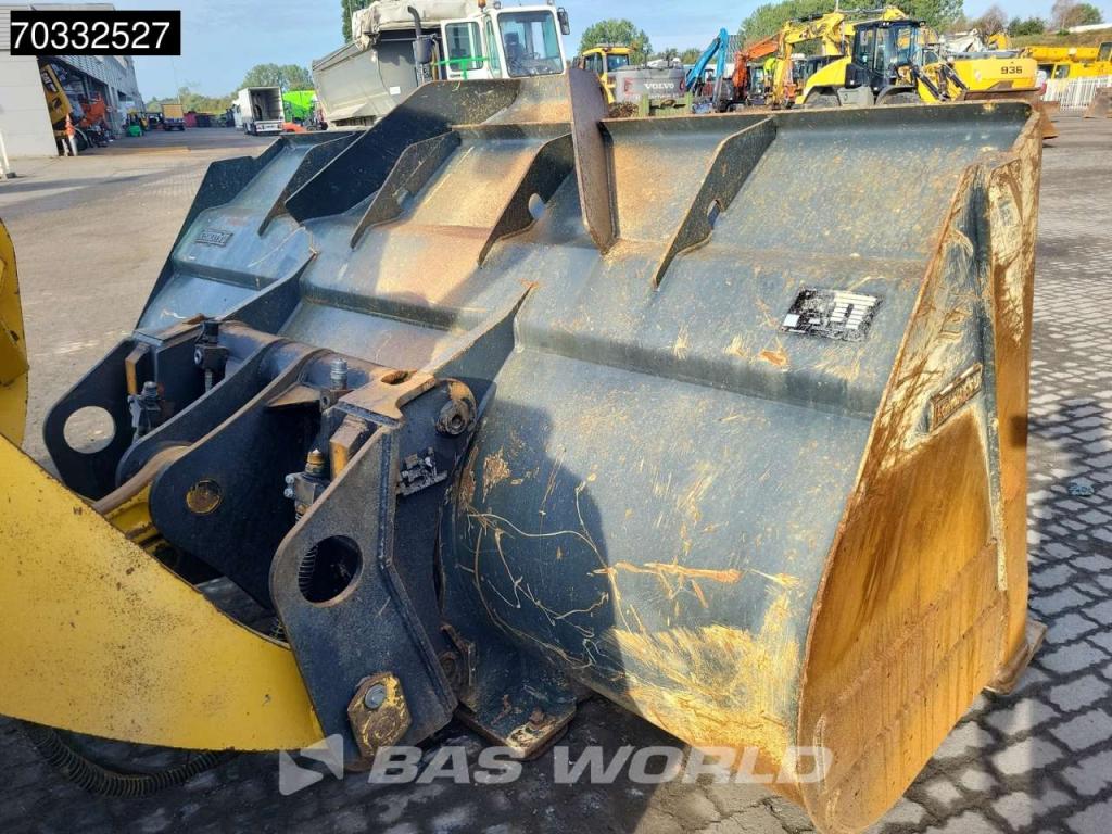 Komatsu WA380-7 Foto 23