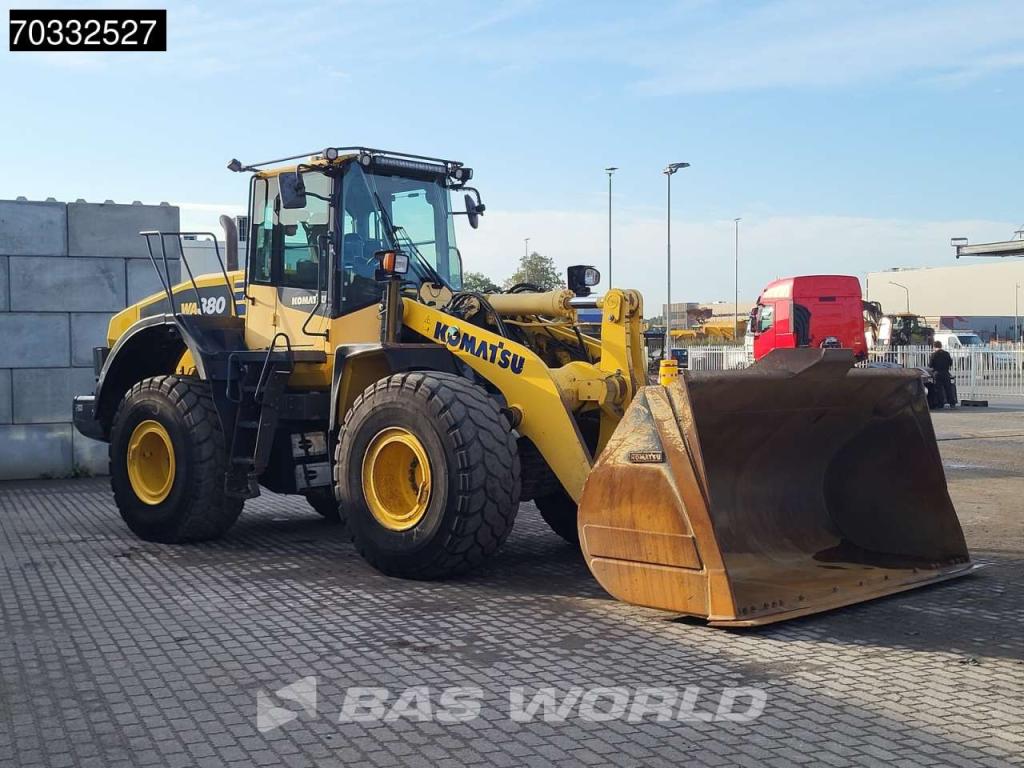 Komatsu WA380-7 Foto 7