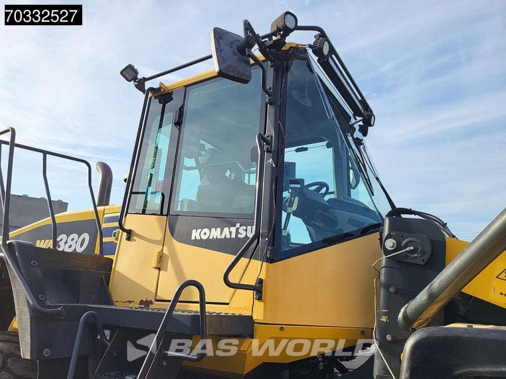 Komatsu WA380-7 Foto 9