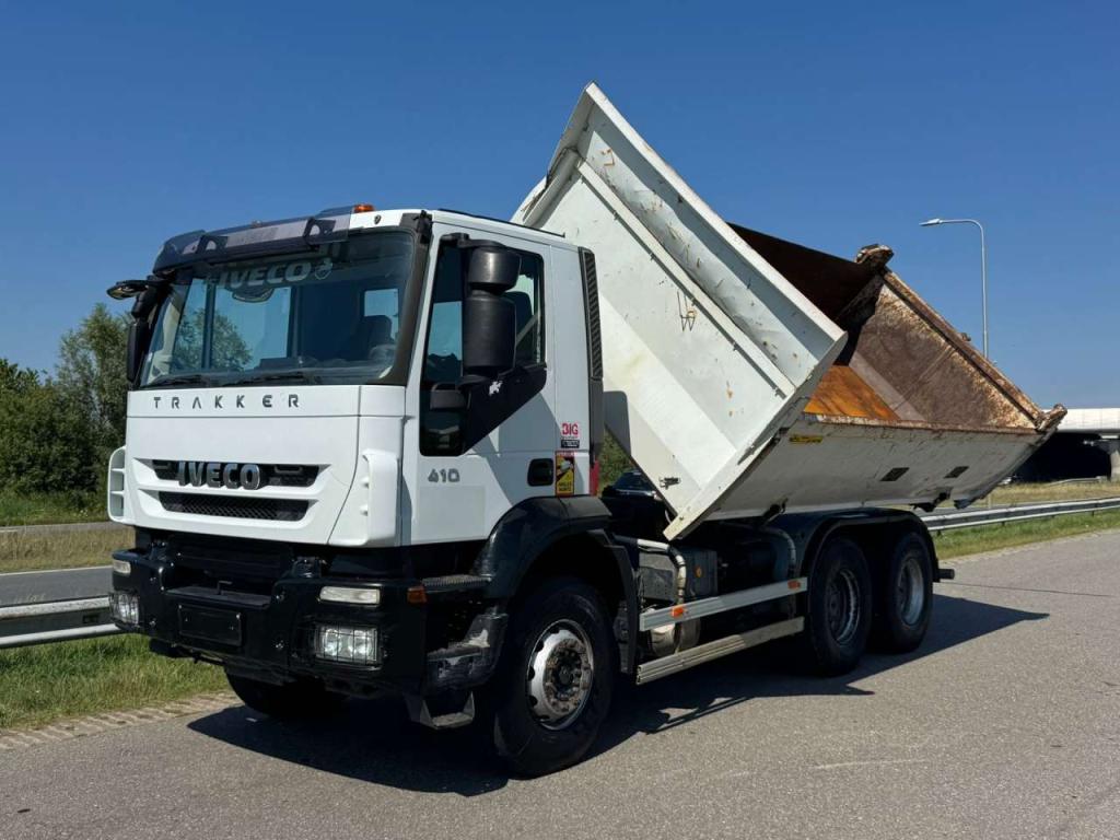 Iveco Trakker 410 6x4 Kipper Foto 12