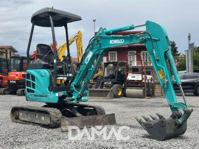 Kobelco SK17SR-3E in vendita da DAMAC