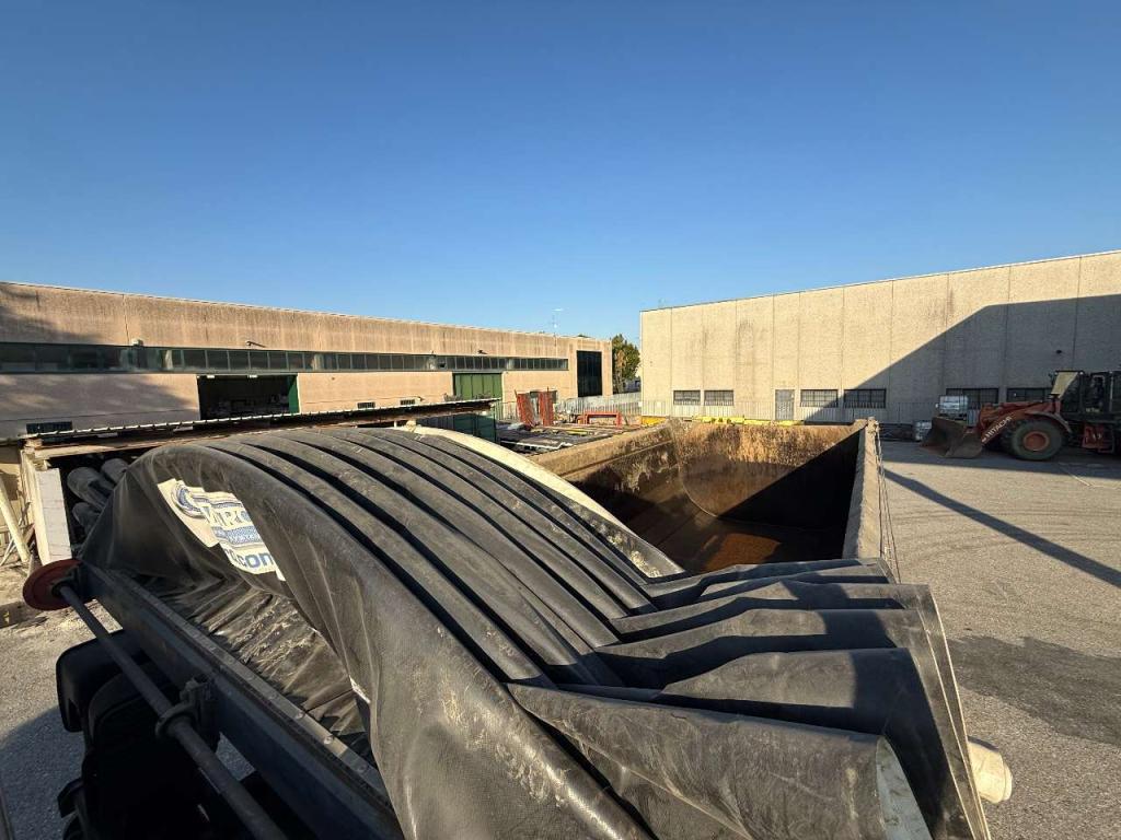 Mercedes-Benz MB 4145 K Foto 10