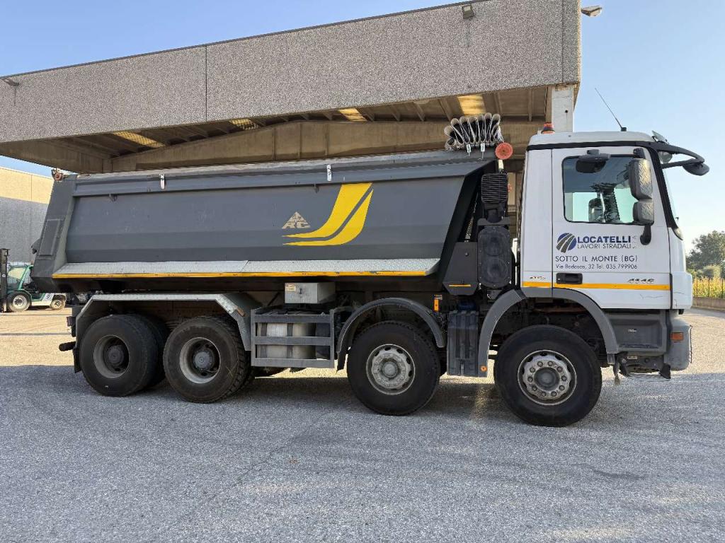 Mercedes-Benz MB 4145 K Foto 3
