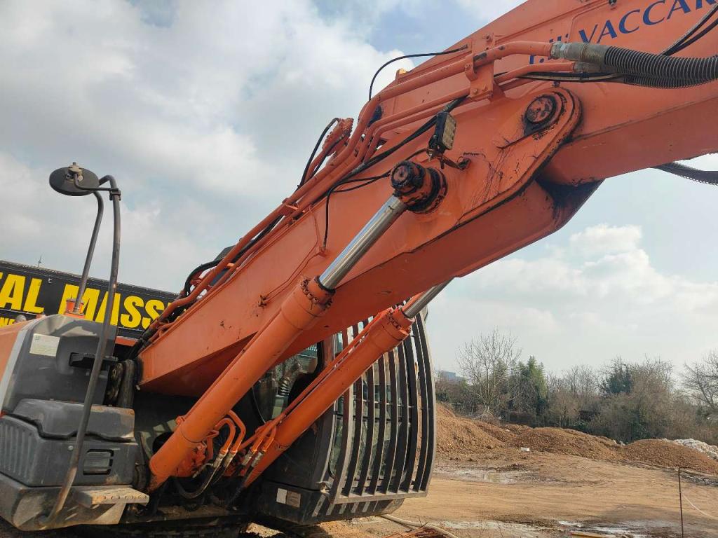 Hitachi ZX240 Foto 10
