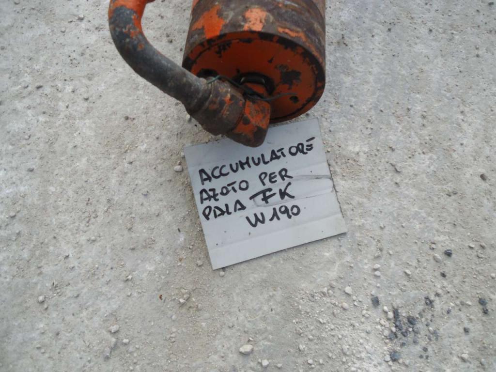 Accumulatore per Fiat Kobelco W190 Foto 4