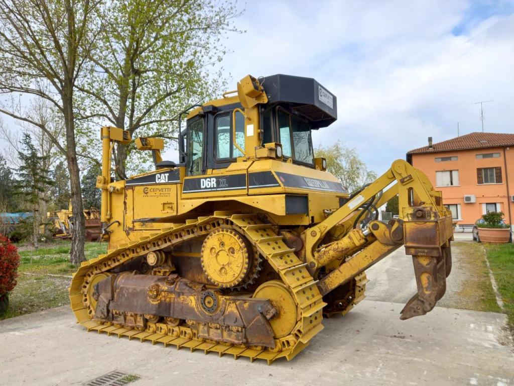 Caterpillar D6R II XL Foto 3