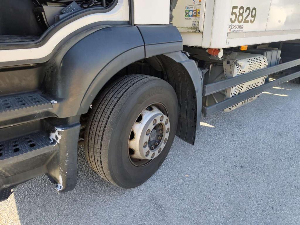 Iveco HI-STREET AD260S36 Foto 13
